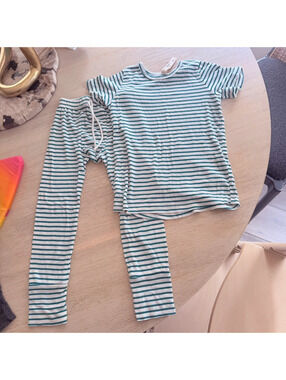 Childhoods clothing 4t striped teal green and cram set